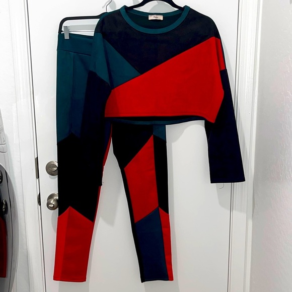 2 piece Suede Colorblock set - Picture 1 of 9
